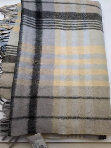 Elvang stort, rutet alpakka/ull skjerf- beige/sort/lys blå