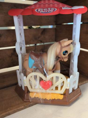 Pets alive hest med stall - lager lyd