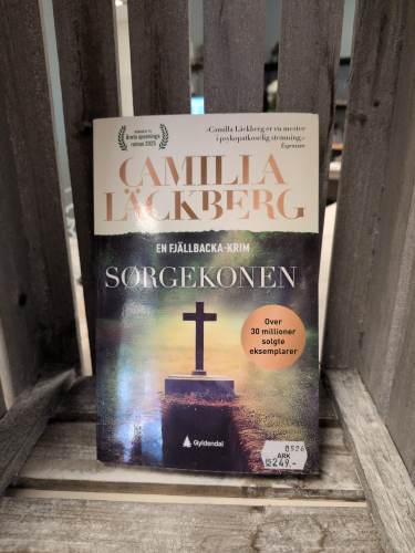 Sørgekonen/ Camilla Lackberg