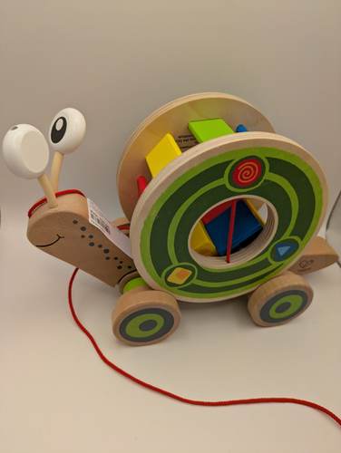 Hape draleke (snegl i tre, med puttekasse)